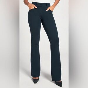 Betabrand | 7-Pocket Dress Pant Yoga Pant | Bootcut | Women’s Size Medium Petite